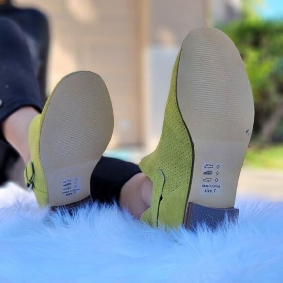 Women's Side Kicks Buckled Cut Out Booties Khaki Color - Picture 6 of 7